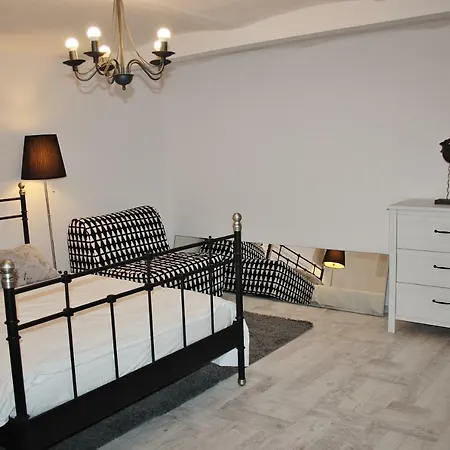Apartament Teatralny 公寓 *